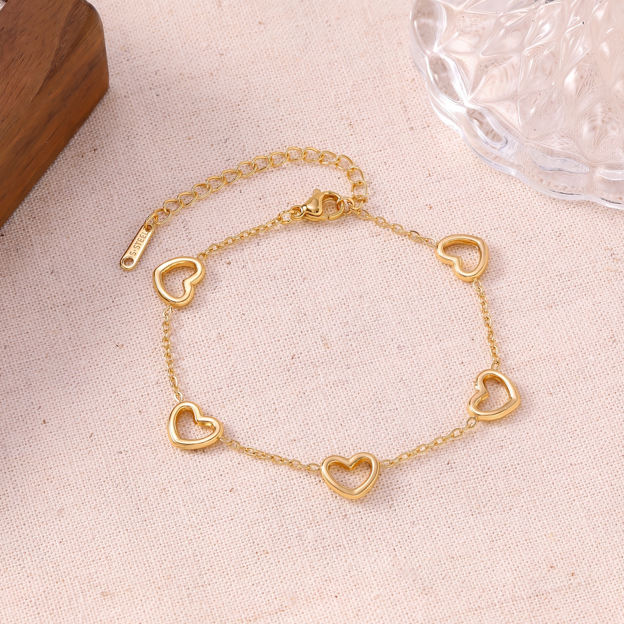 TEMU Versatile Accessories: Of High-quality 304 Stainless Steel Bracelet For Women With Heart-shaped Pendant And Adjustable Chain, Polished Finish,