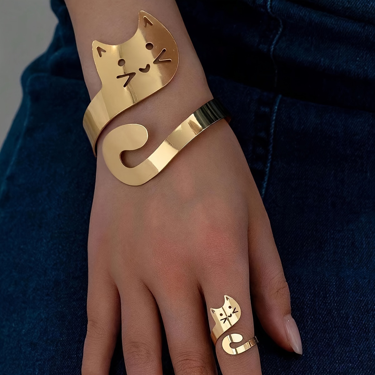 TEMU A Bracelet And A Ring, This Women's Jewelry Set Features A Minimalist Hollow Cat Design In A Metallic Style, Wear And Gifting