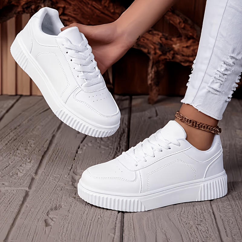 TEMU Women's Casual Minimalist Flat Sneakers, Lightweight Soft-sole Lace-up Outdoor Shoes, Comfortable Low-top Athletic White Shoes, Plus-size