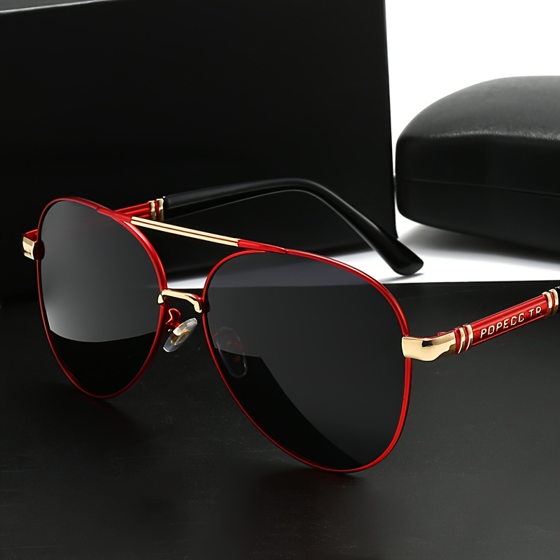 occhiali da sole classici | montatura     con lenti in pz scuro | cerniera in metallo,   stabile | unisex,   per  ,   e il street style |   per   di lavoro e uscite, senza batteria