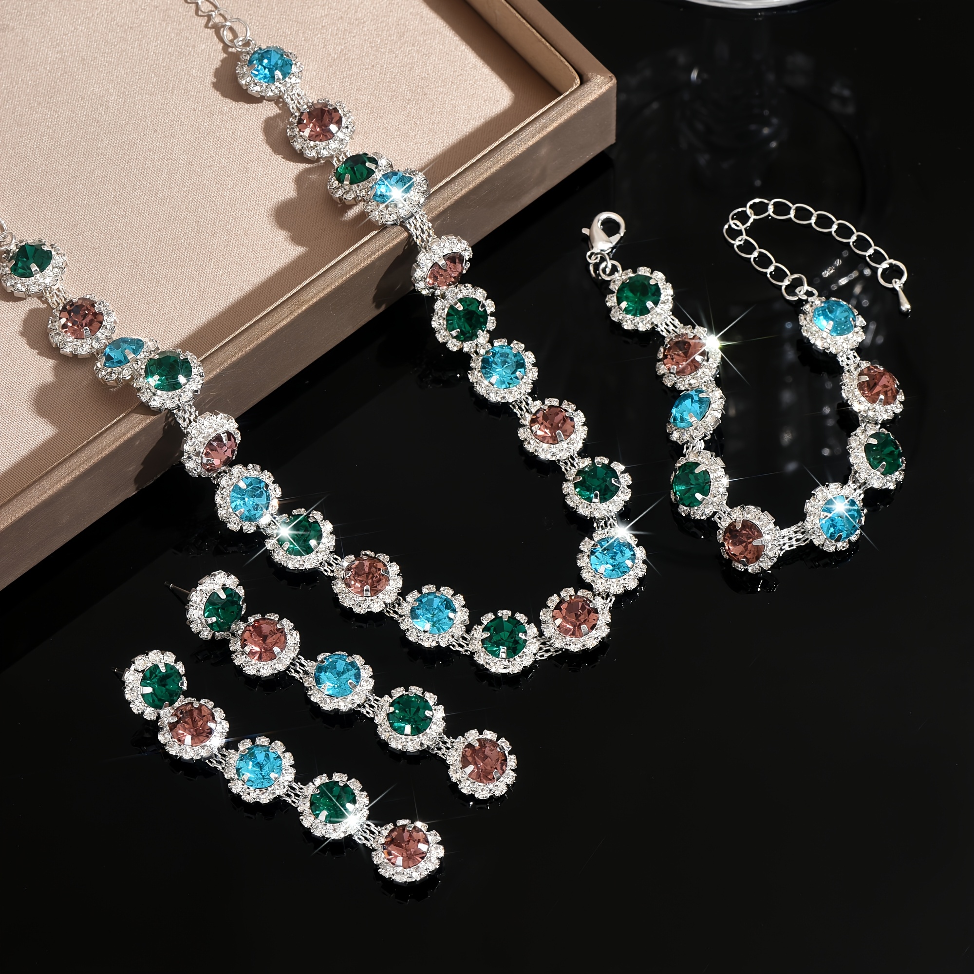 Women's Retro Luxurious Color-Block Jewelry Set