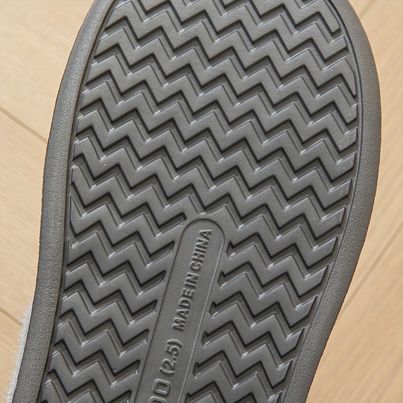 Chaussons d'intérieur chauds pour hommes avec doublure en fausse fourrure, semelle épaisse antidérapante et bride - Taille extra large pour confort optimal, semelle en EVA durable