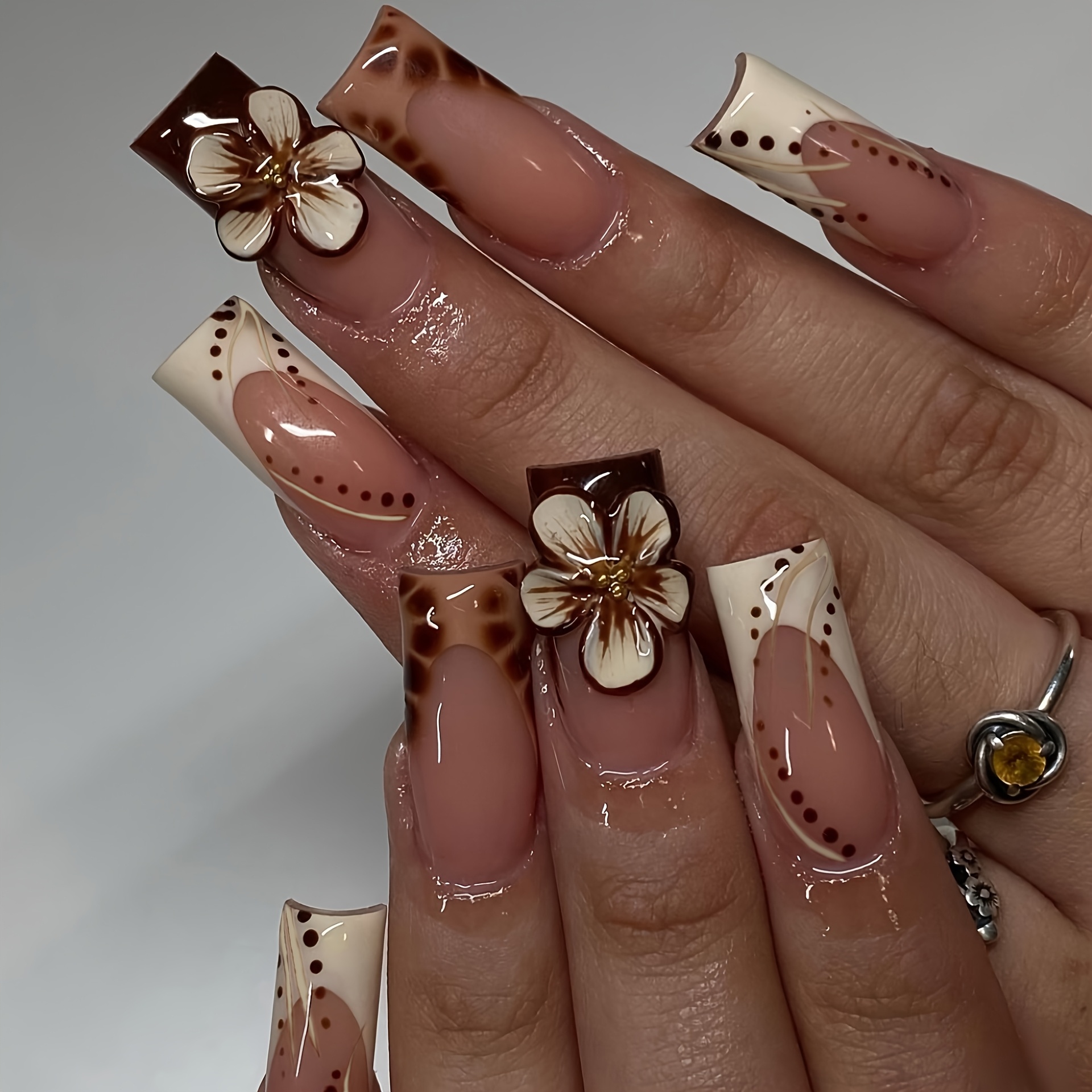 TEMU A Set Of -shaped False Nails Featuring And Elegant Design With Delicate Polka Dots And Smooth, Lines. Sophisticated And Elegant, Suitable For .