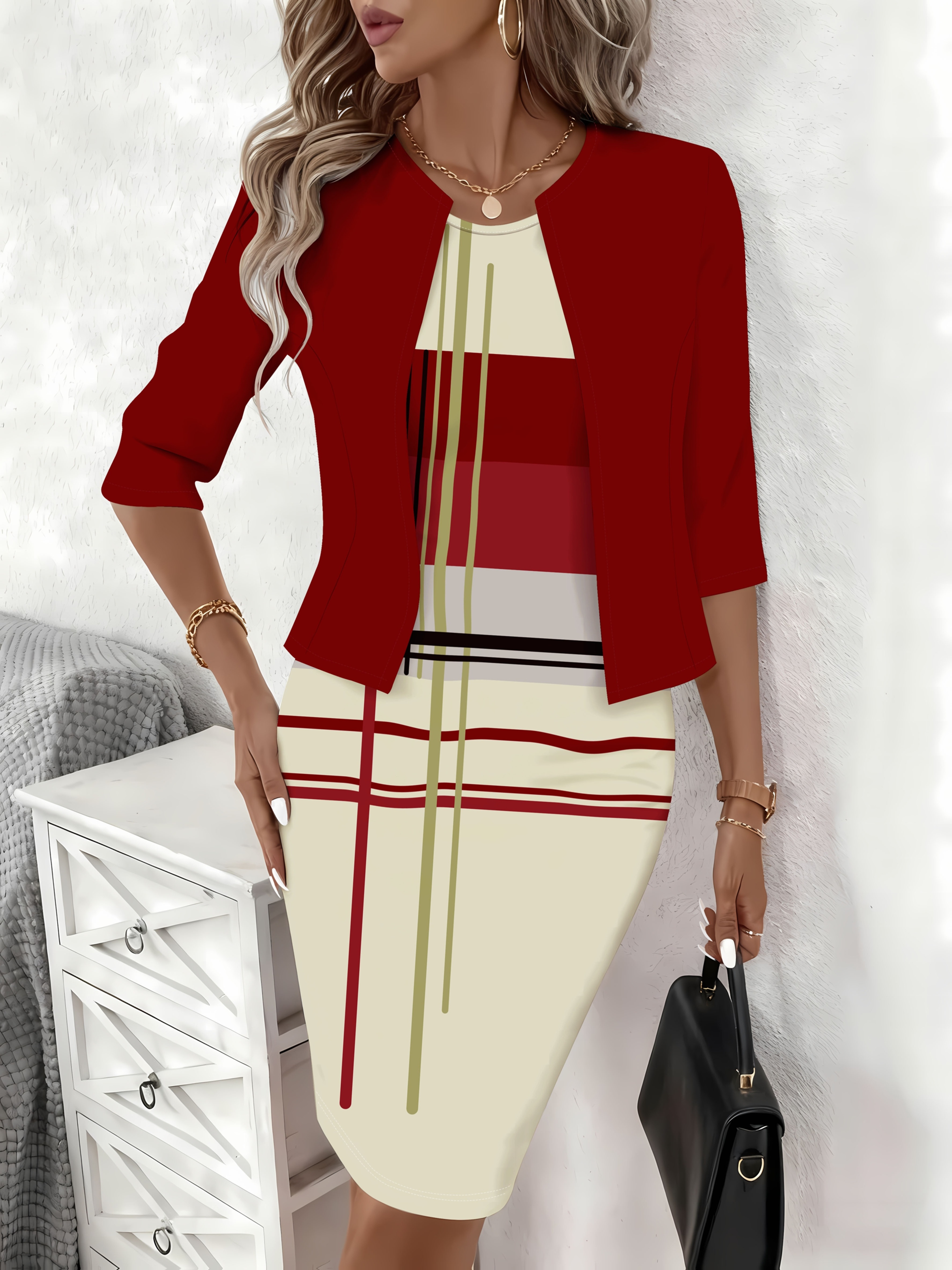 Conjunto de Vestido com Design Estampado às Riscas  3