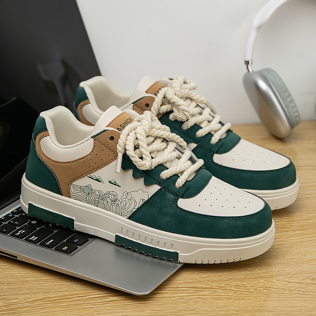 Men's Fashion Sneakers, Preppy Trendy Style, Solid Color, Lightweight