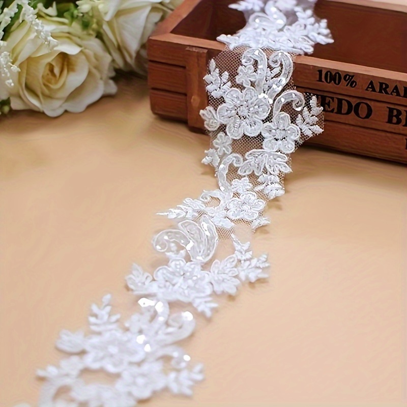 

Elegant White Lace Applique With Rhinestones For Wedding Dresses - 90cm/35.43in