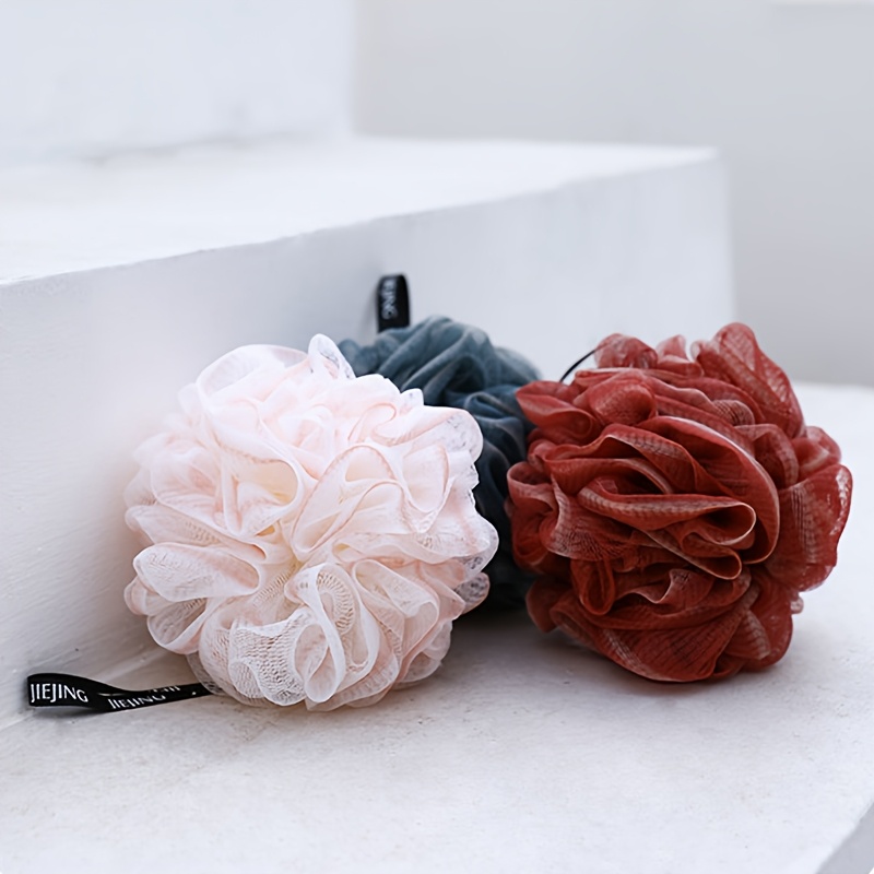 2pcs Randomly Colored Bath Balls with Scrubbing Towels