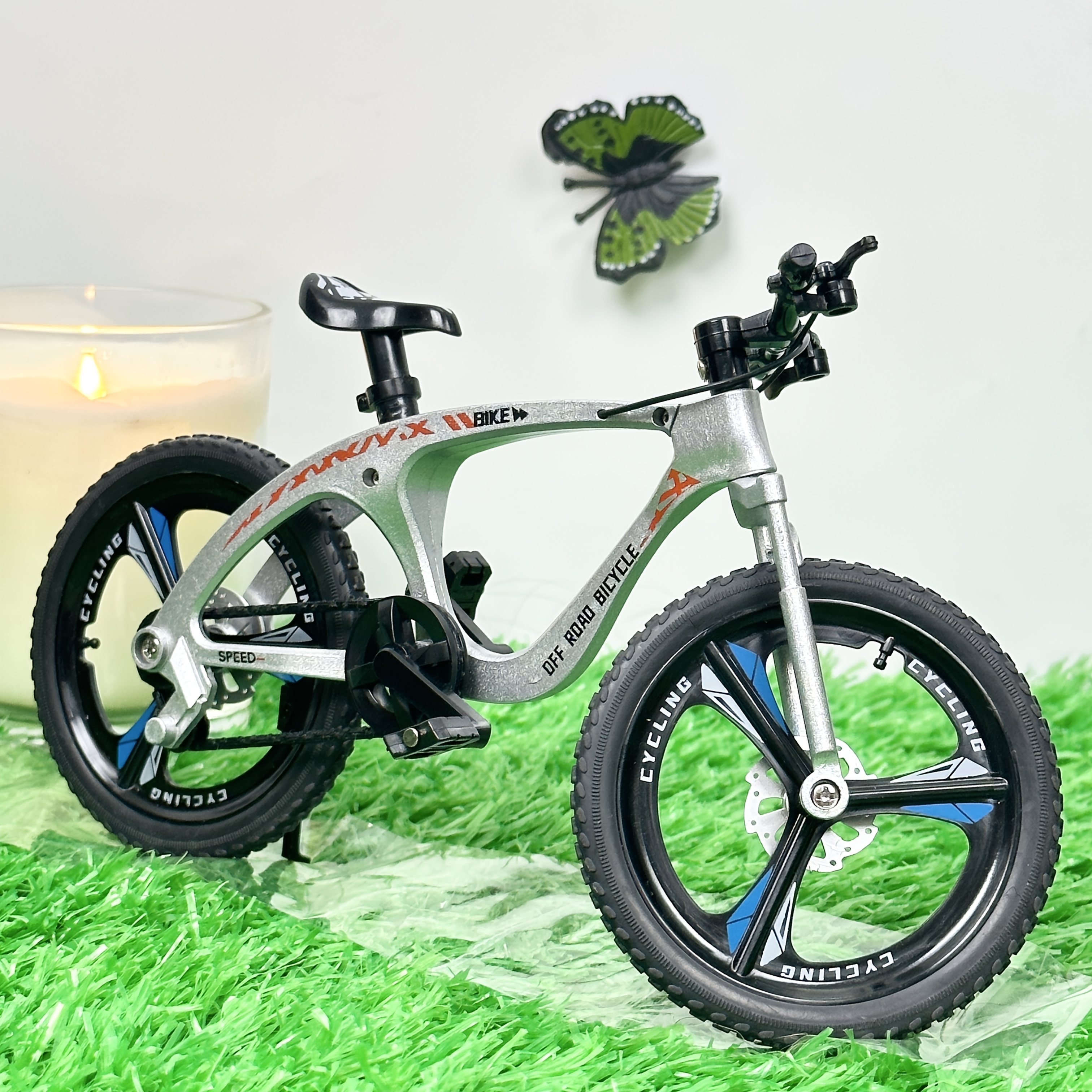 Mountain Bike Desktop Cycle Tech Deck 1:8 Scale Die-Cast Alloy