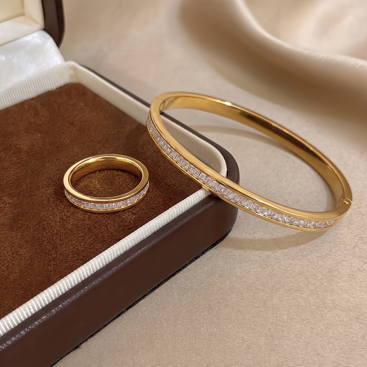 4pc Exquisite 18K Gold-Plated Bracelets and Rings Set