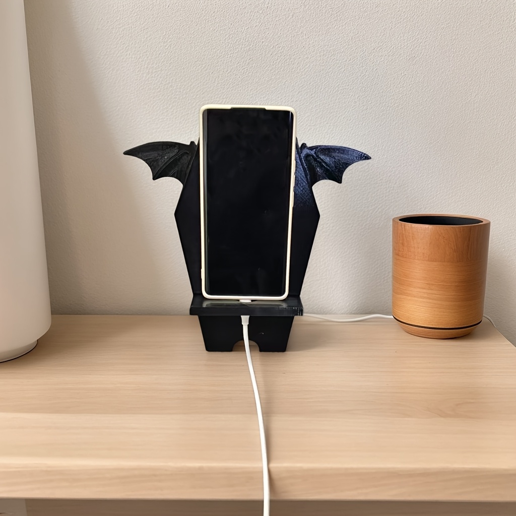 

3d Printed Gothic Bat Phone Holder, Art Resin, Detachable Portable Multi-functional, For Smartphones And Tablets, Ideal For Christmas Or Birthday Gift, Theme, Tabletop Mounting