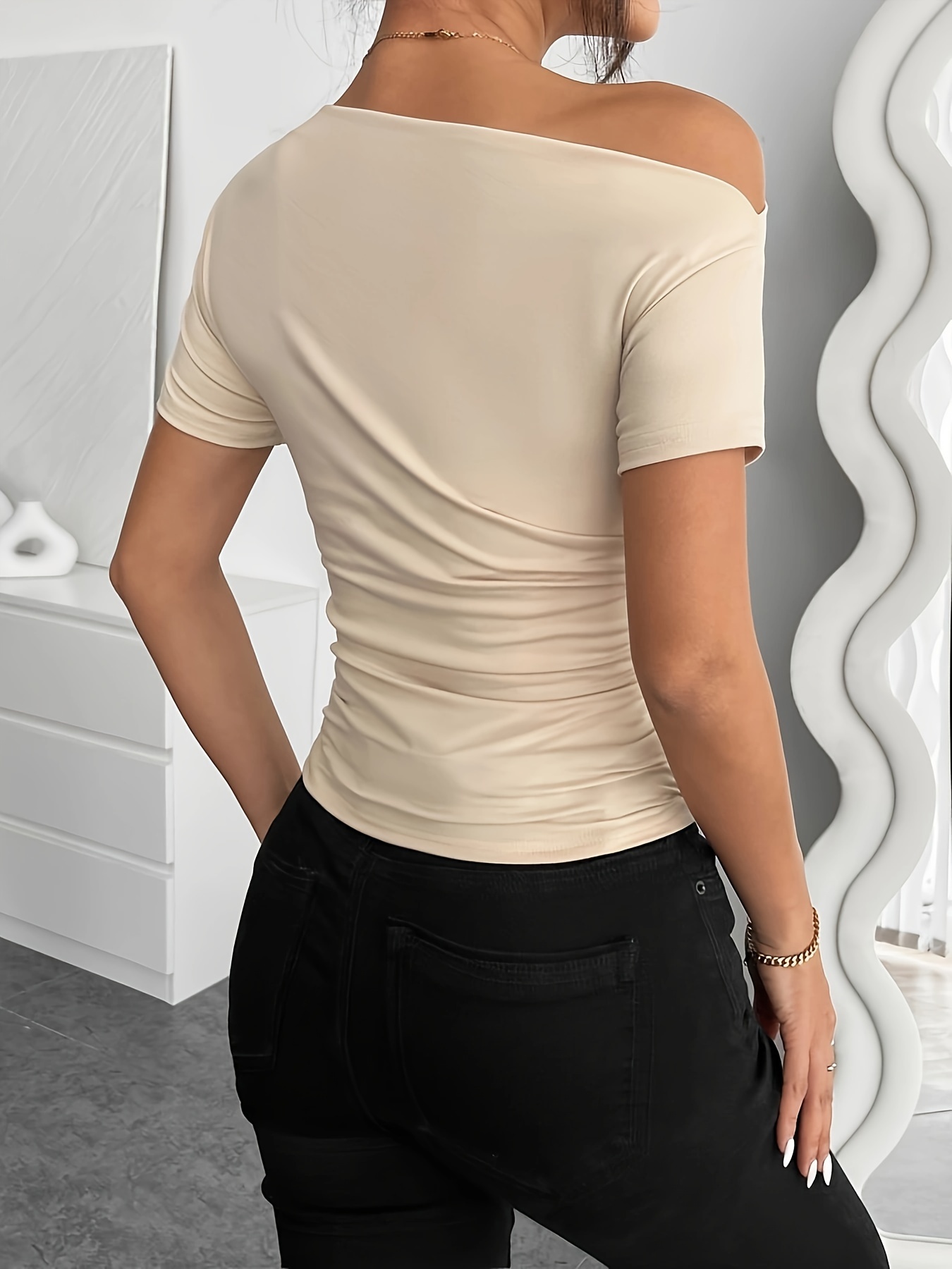 Elegant Brown Off-Shoulder Ruched Asymmetrical T-Shirt - Chic Short Sleeve, Polyester & Spandex Blend, Machine Washable - Ideal for Spring/Fall Fashion