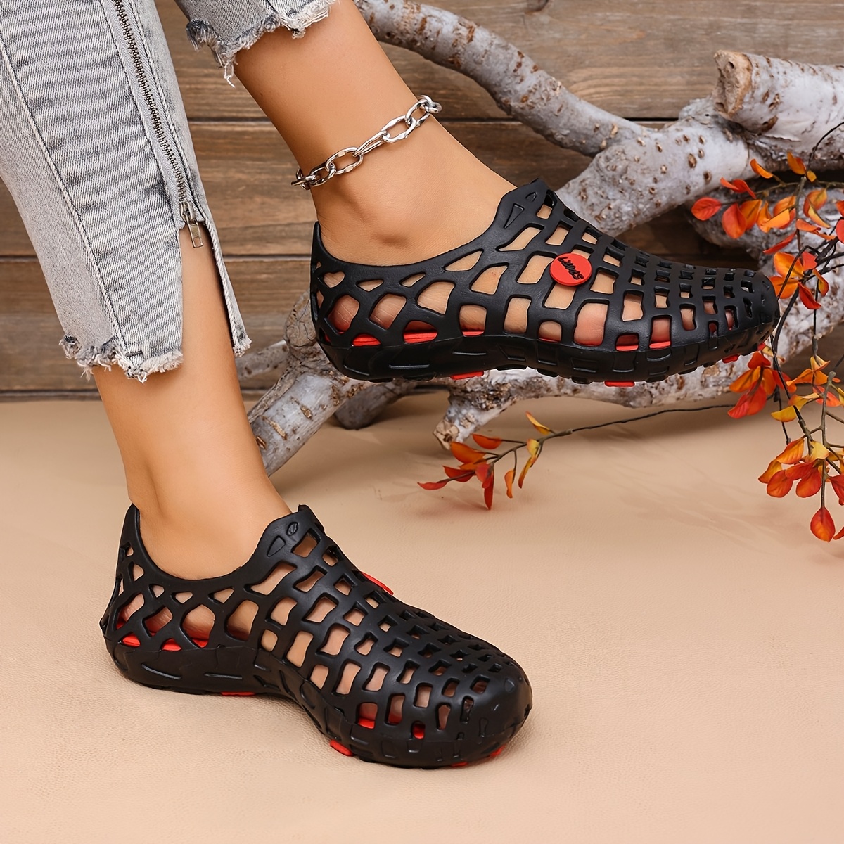 Women's Summer Breathable Water Shoes Flexible with Ventilation Holes,  Lightweight Rubber Sole for Beach, Poolsides Outdoor Activities