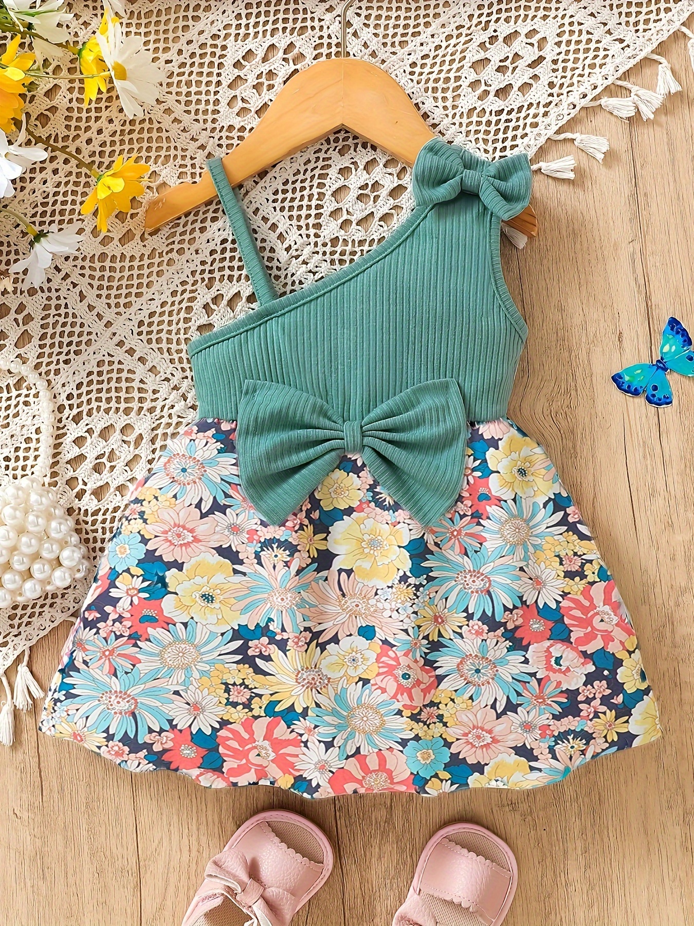 Baby Girl Puff-sleeve Floral Textured Bowknot Romper