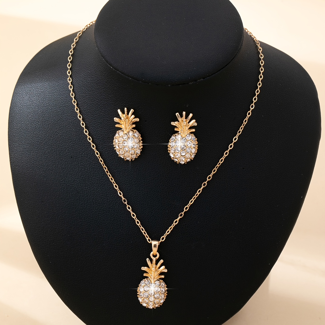 TEMU Parure de luxe léger d'un collier ananas entièrement de strass et de clous d'oreilles, design , chaîne pour clavicule et boucles d'oreilles,