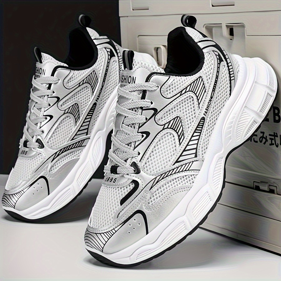 Image of Trendy And Versatile Men's Travel Sports Casual Shoes, Fashionable Sneakers
