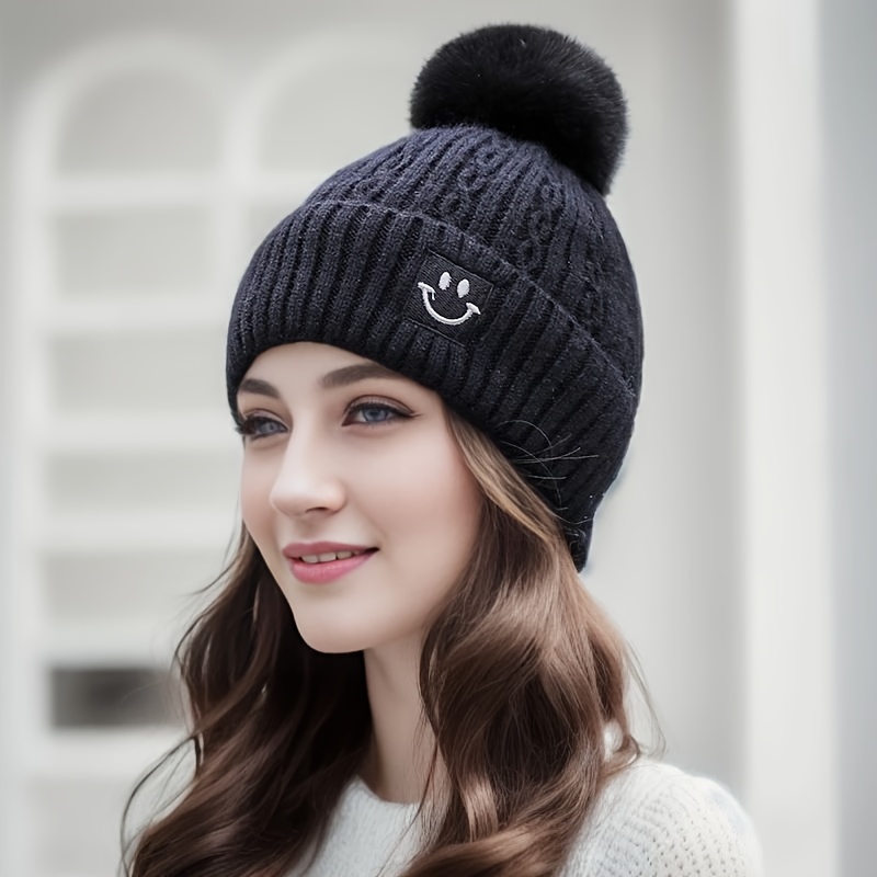 

Pom - Stretchy, - Women' Hat