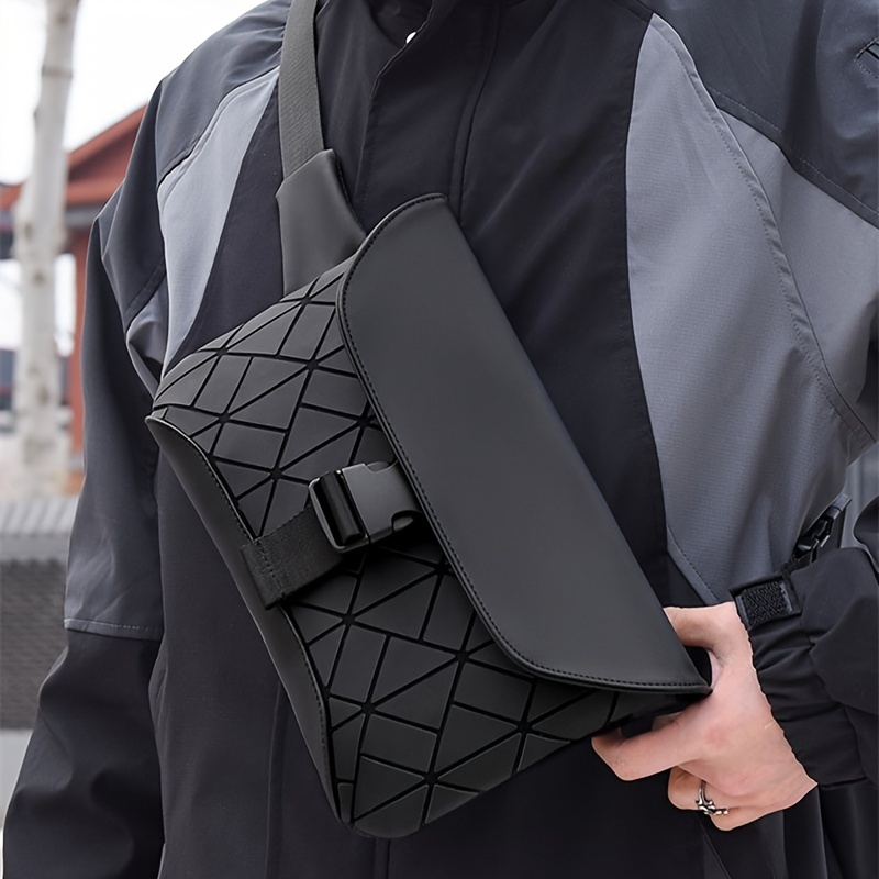 

1pc Waterproof Crossbody Bag, Men's Fashion Simple Chest Bag
