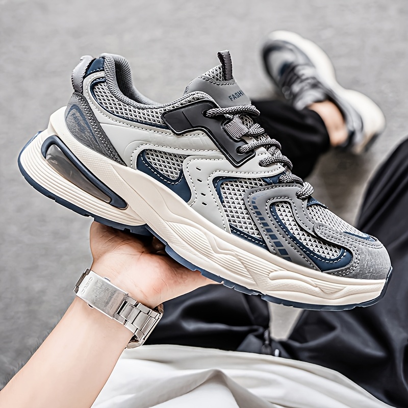 Baskets Running Homme Confort Plus Chaussures de Course Homme Légères et Résistantes à la Route - Baskets Basses Respirantes avec Soutien Cussonné, Semelle Antidérapante & Support de Voûte Plantaire, Idéales pour Entraînement, Randonnée ou Tenue Décontractée - Dessus en PU/Tissu & Semelle Intérieure EVA (Gris/Noir)