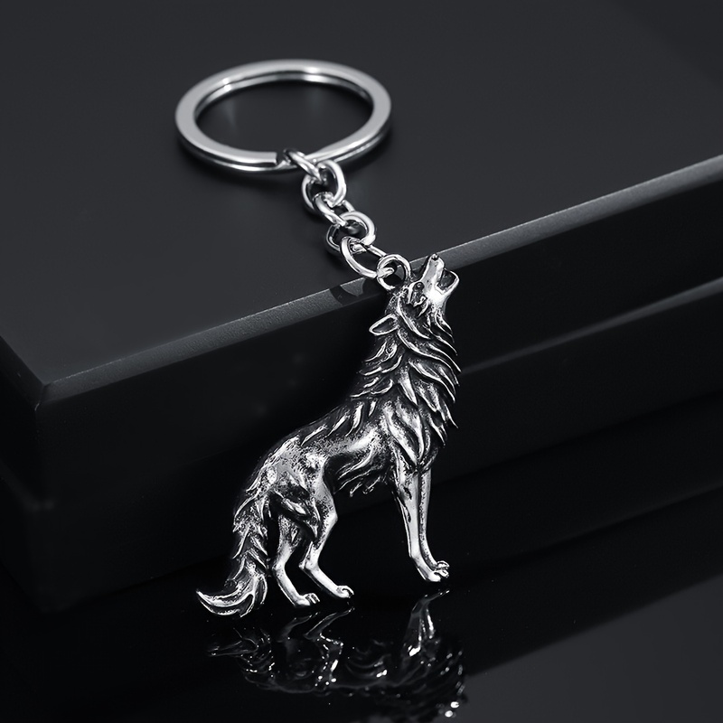 Image of 1pc Fashion European And Personality Stylish Wolf Keychain Pendant - Accessory For Men's Keys, Bag Pendant Decoration