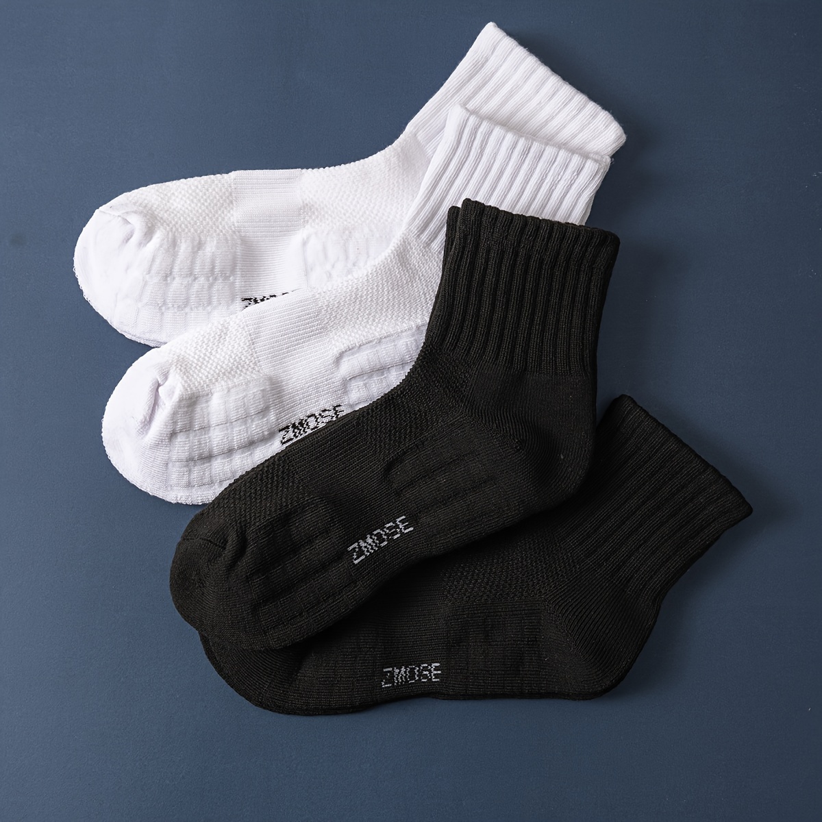 

4 Pairs Of Thickened Mid-calf Socks For Men