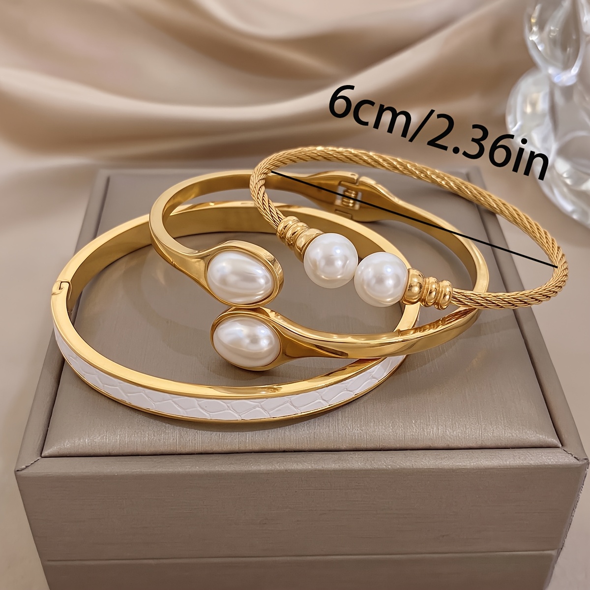 3pc Retro Warm-Toned 18K Golden Plated Bangle Set