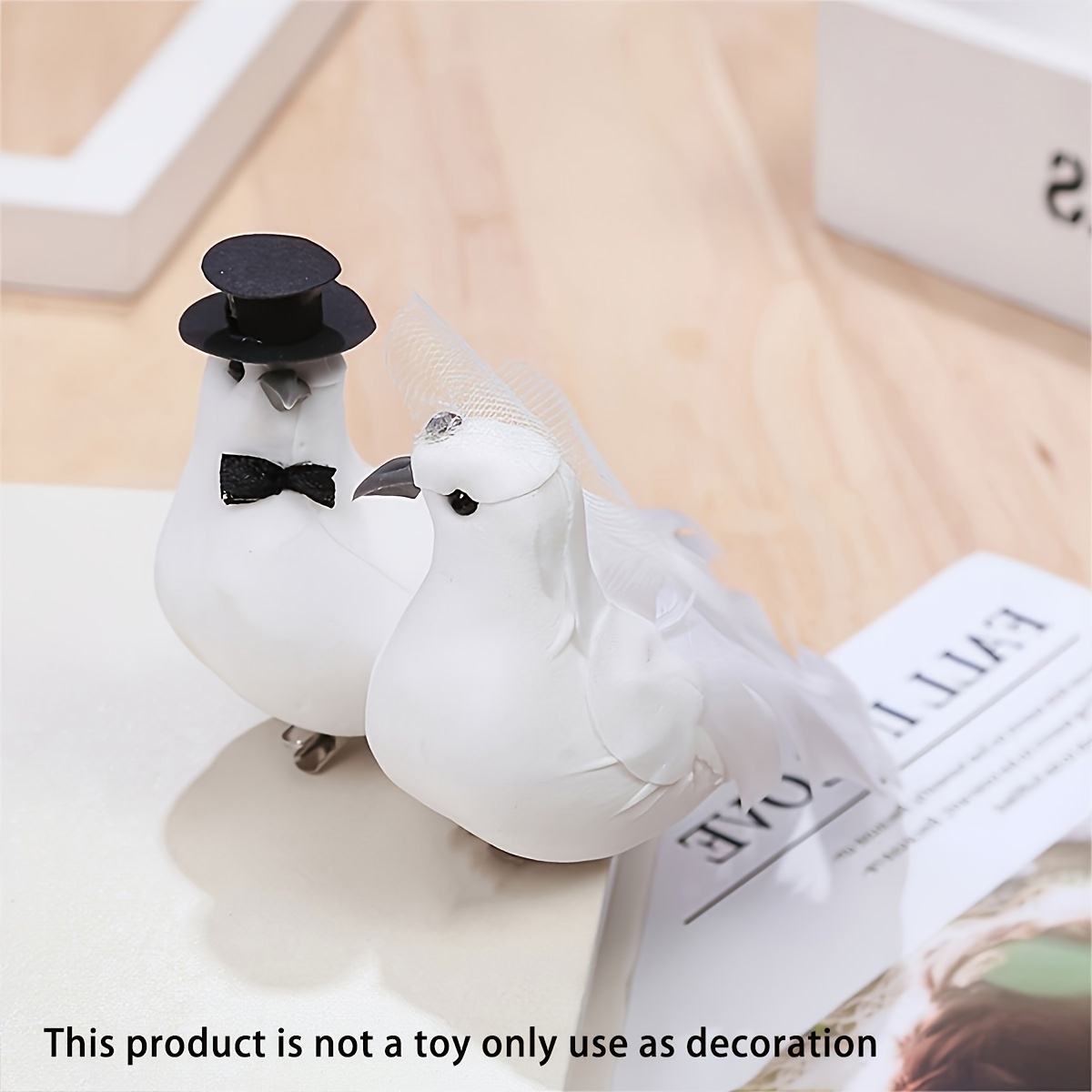 2pcs A Couple Wedding Dress Creative Simulation Foam Feather Couple Household Props Wedding Supplies Decoration