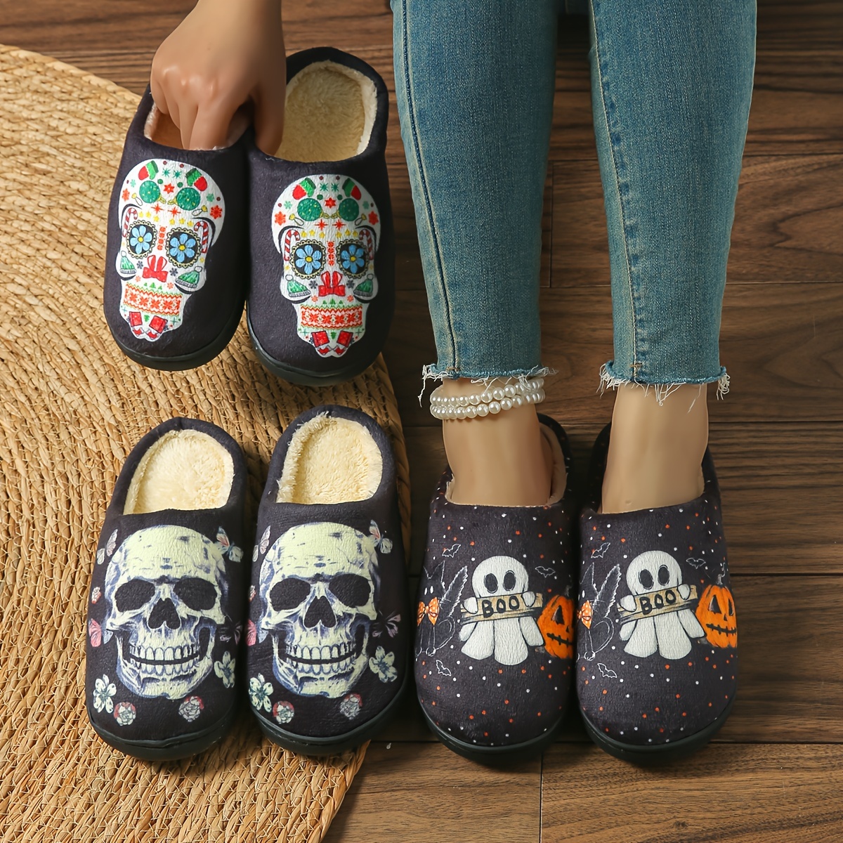 

Cozy Halloween-themed Plush Slippers For Couples - Skull, Pumpkin & Designs | Warm, Non-slip Indoor Shoes With Soft Sole