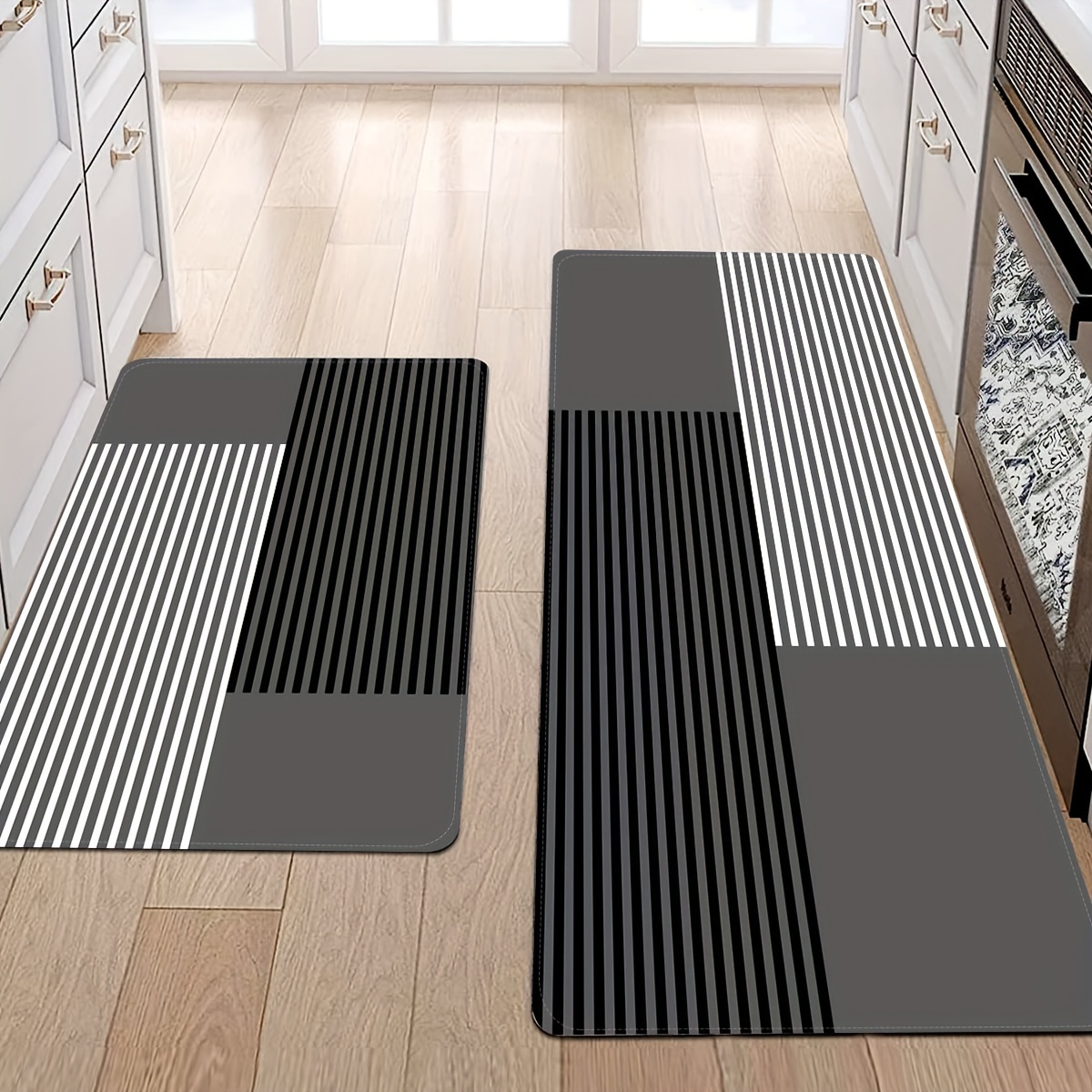 

1pc Vintage Kitchen Floor Mats, Stripe Pattern, Stain Resistant Washable Rugs For Doorways, Laundry Rooms, Bathrooms, Home Décor