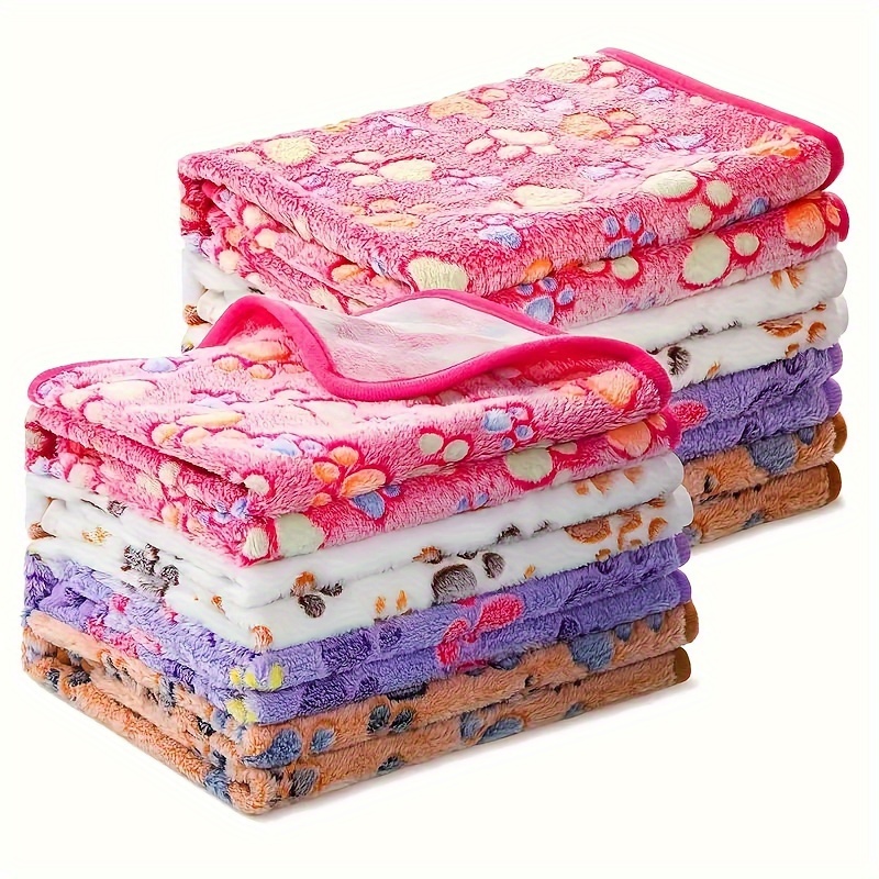 

Pet Blanket 4-pack For - Polyester Fiber, Machine Washable, Stain Resistant, Assorted Patterns, Suitable For Extra Small To Large Breeds