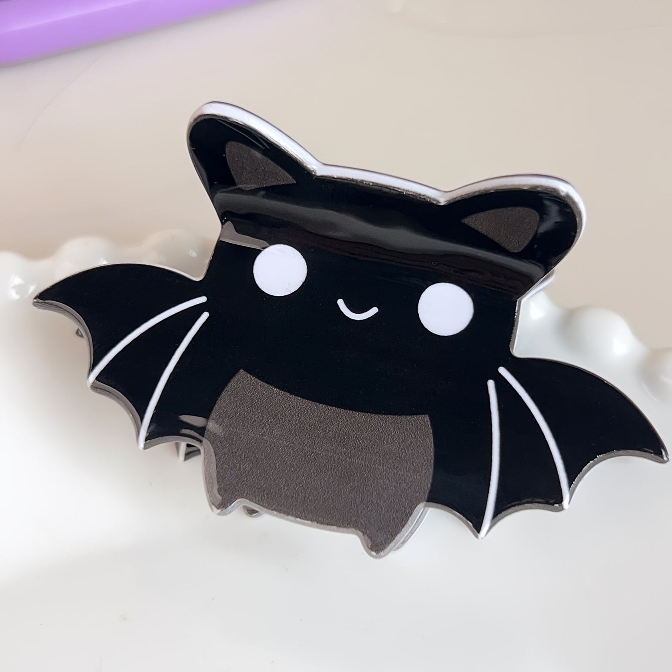 TEMU Cute Cartoon Bat Shape Hair Claw Clip, Multicolor Kawaii Halloween Animal Shark Hair Clip, Pvc Non Slip Hair Jaw Clip, Sweet Spooky Aesthetic