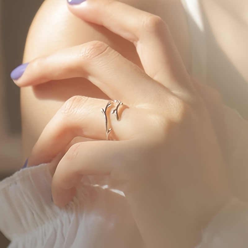 Simple and Stylish Adjustable Antler Ring for Women's Casual Wear, Cute Best Friend Birthday Valentine's Day Gift