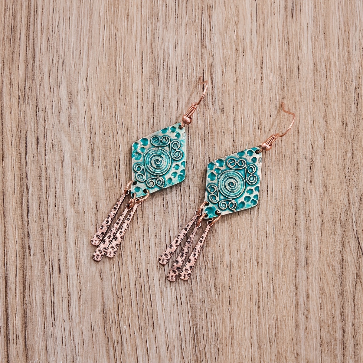 TEMU 1 Pair Bohemian Retro Totem Carved Connecting Long Strip Pendant Earrings Individual Temperament All-match Jewelry