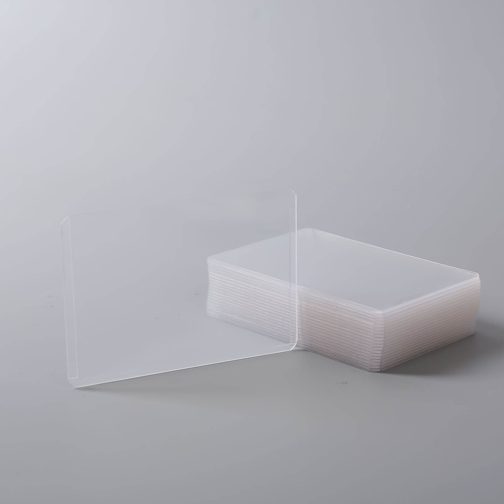 TEMU Jakiro 17 piezas de fundas rígidas transparentes de 3"x4" para tarjetas, portatarjetas duros transparentes por lados, protectores B8 Toploaders