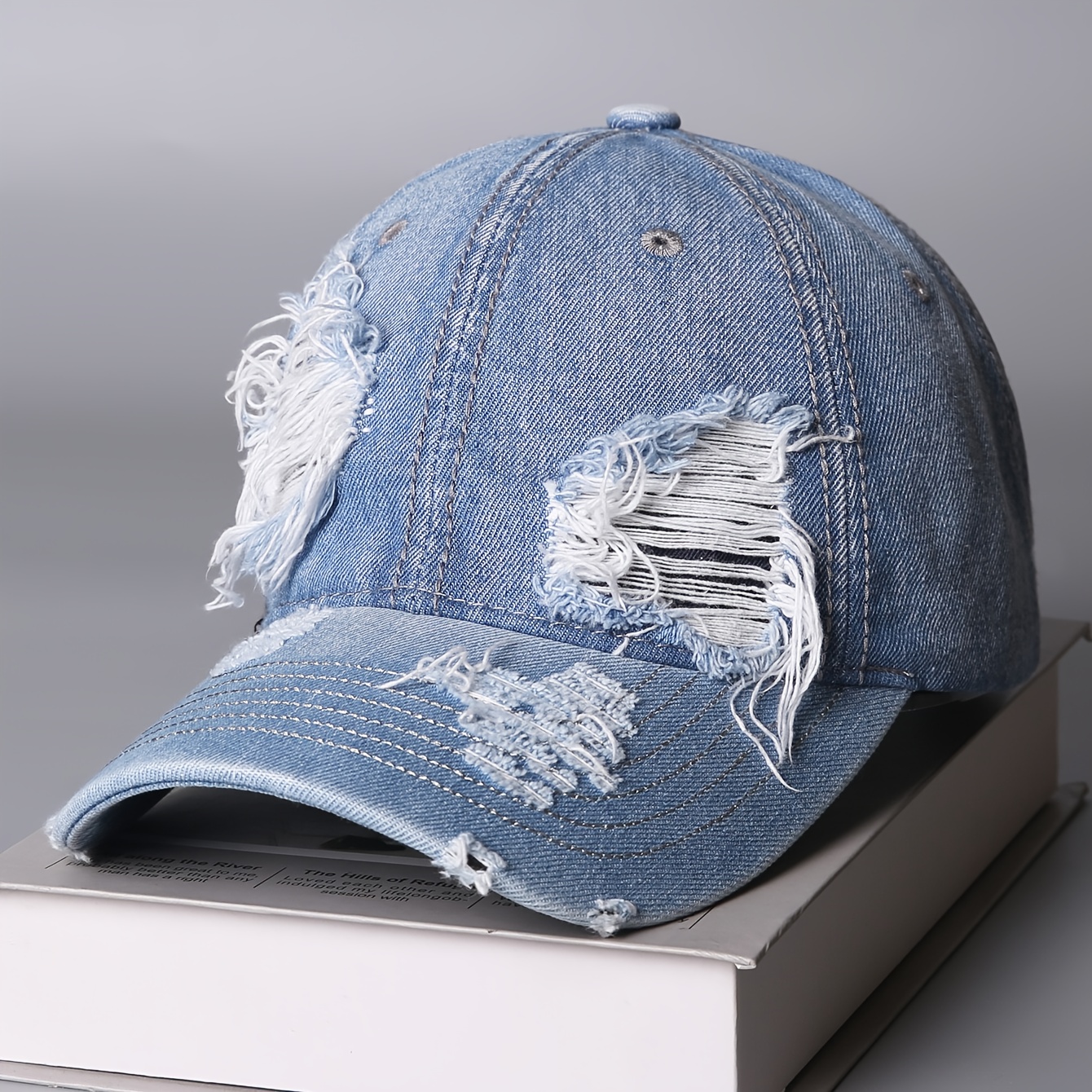 Image of 1pc Unisex Outdoor Ripped Street Style Versatile Plain Panel Duckbill Cap, Japanese Vintage Washed Distressed Curved Brim Baseball Cap