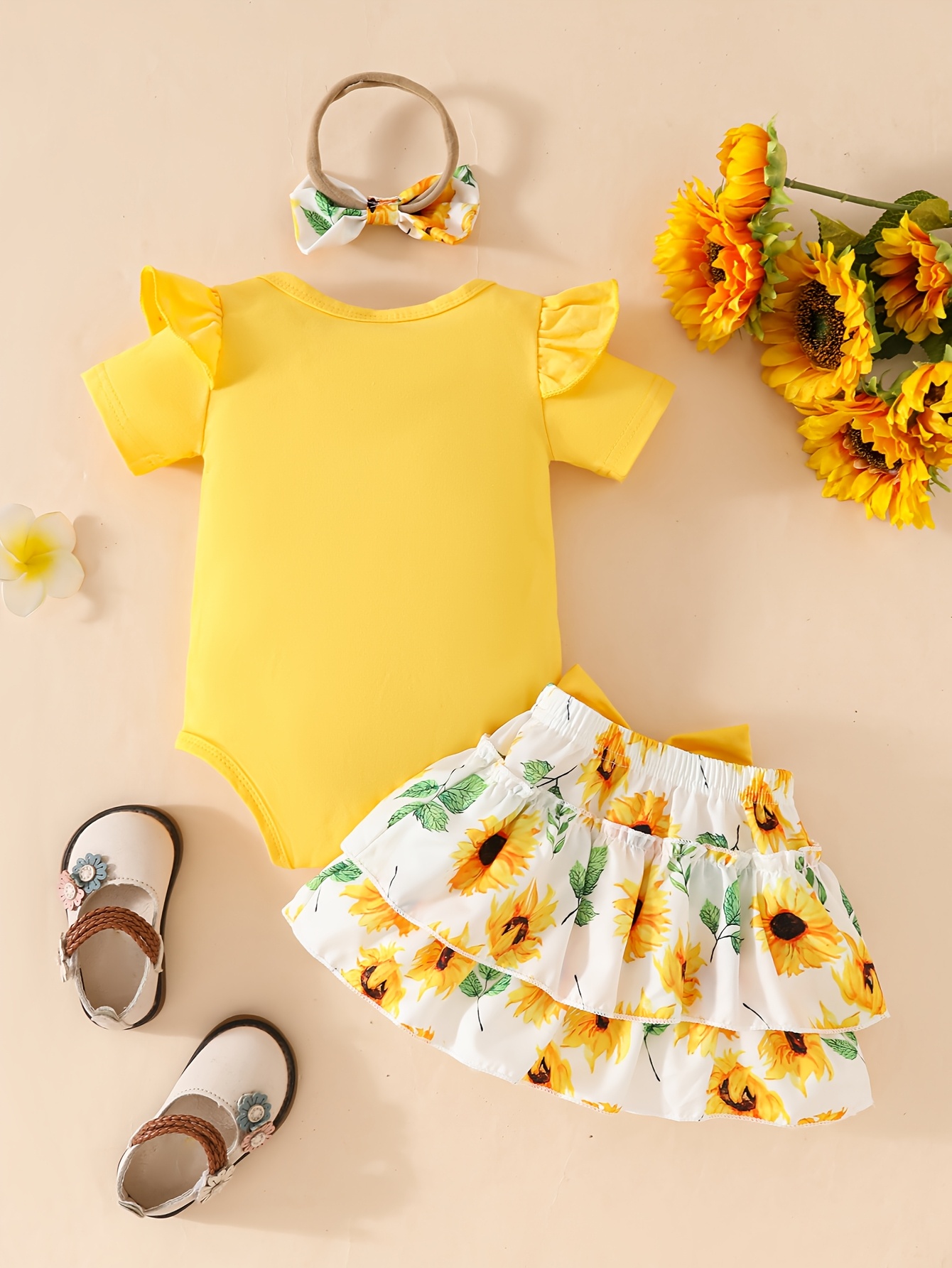 3pcs Girls' Sunflower Smock Dress Set with Sleeve Blouse Bow Headband  Vibrant Yellow White Floral Print Short Sleeve Outfit, Machine W