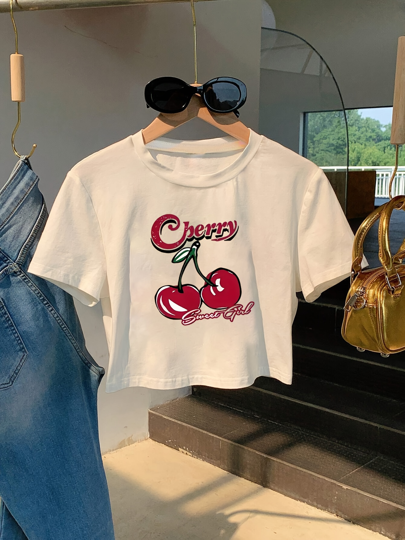 graphic crop tee sold on Temu United States