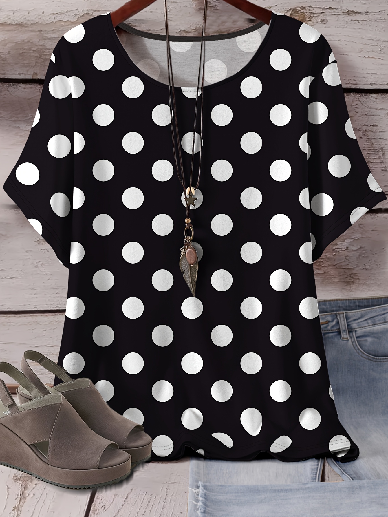 Plus Size Women'S Casual with White Polka Dot Print Short Sleeve, Round  Neck, Stretchy Fabric Top, Casual Wear|Round Neck