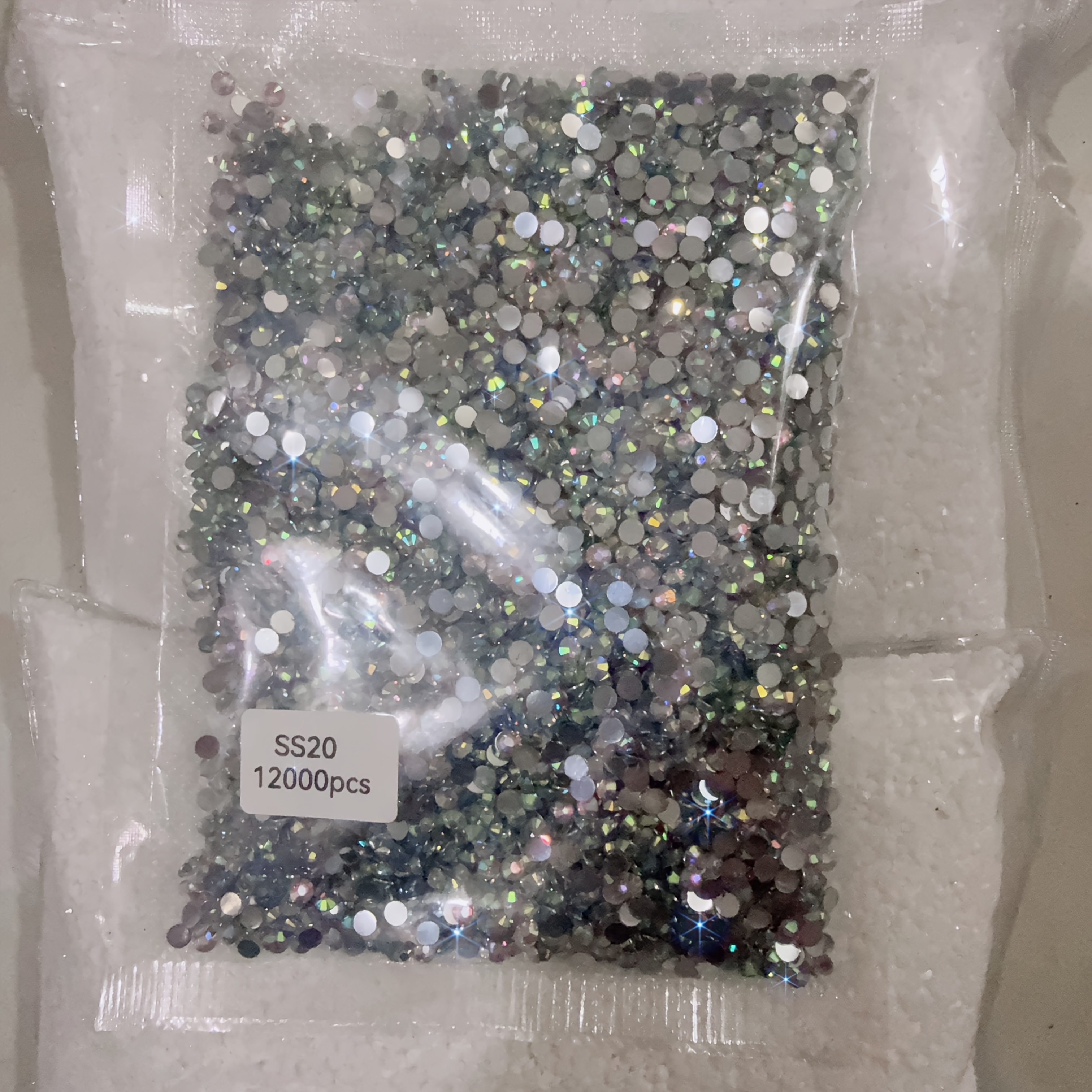 TEMU 12000pcs Strass à Dos Plat en Résine de Tailles et Couleurs Mélangées Non Thermocollants pour Art sur Ongles, Bricolage, Loisirs Créatifs,