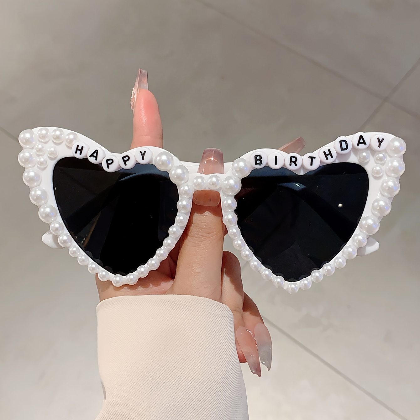 

Oversized Heart-shaped Happy Birthday Glasses With Faux Pearl Decoration, Pc Frame, And Gradient Lenses For Women, Ideal For Birthday Parties And Celebrations