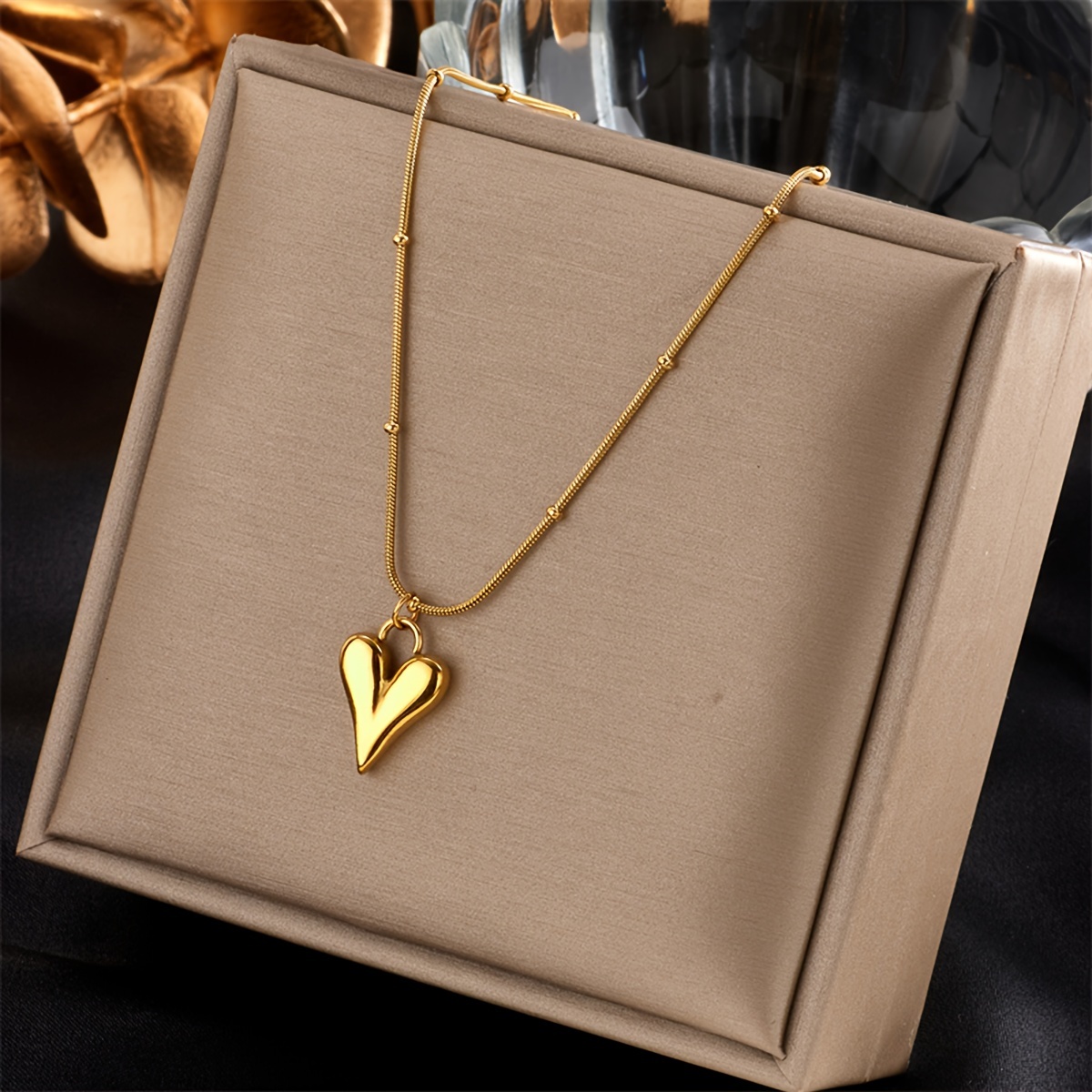 

Stainless Steel Golden And Irregular Heart Pendant For Women's Jewelry