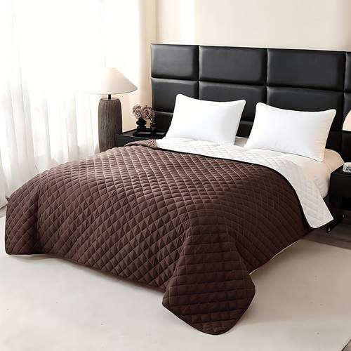 1 soft and breathable summer cooling blanket 100 polyester machine washable lightweight quilt summer blanket for bedroom dorm hotels camping and home decor
