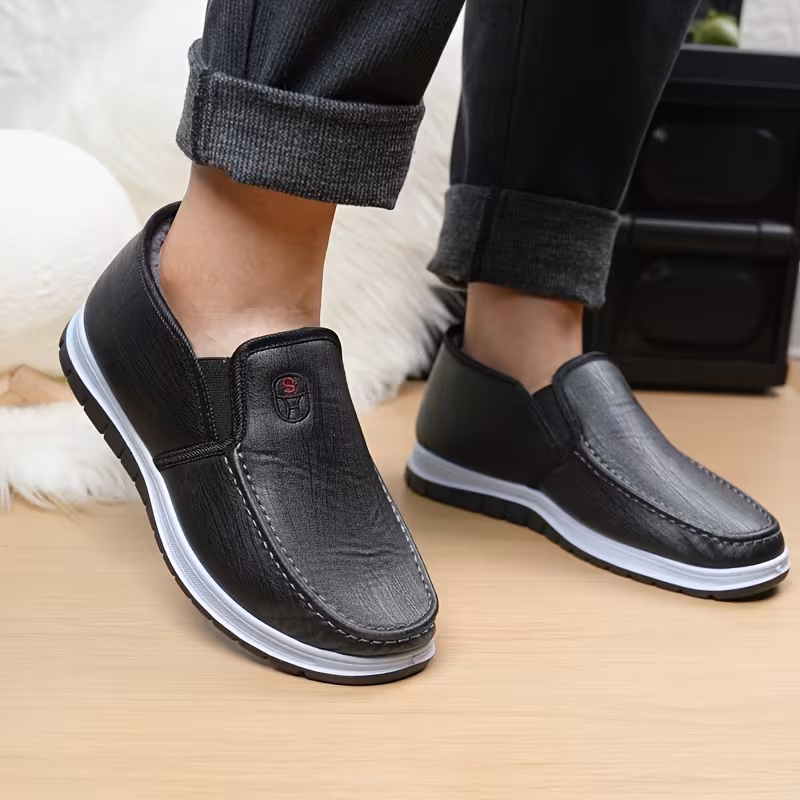 mens winter boots slip on ankle boots with a flat design black insulated footwear featuring thickened warm lining low heeled round toe non slip solid color minimalist style outdoor pvc sole hiking shoes Product details 6