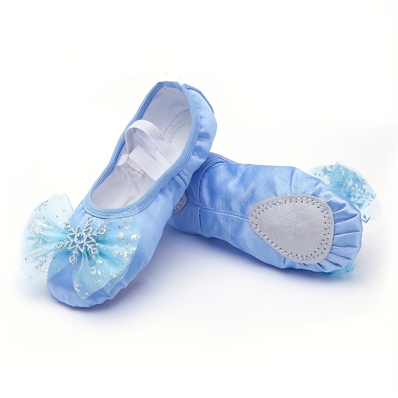 Girls' Princess Dance Shoes, Ballet Style with Floral Pattern and Bow Embellishment, Lightweight Fabric Upper & Insole, Fabric Sole, Plain Toe, All-Season Fall, Suitable for Ages 14 and Under
