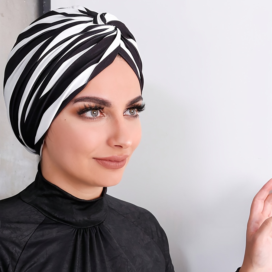 טורבן היג'אב מיידי בעל פסים שחור-לבן אופנתי לנשים – מתכוונן, טורבן היג'אב מיידי בעל פסים שחור-לבן אופנתי לנשים – מתכוונן,