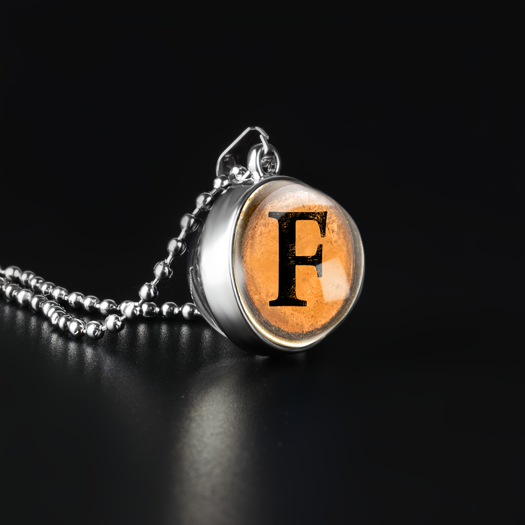 Women's Retro Golden Round Button Artwork Necklace, Classic