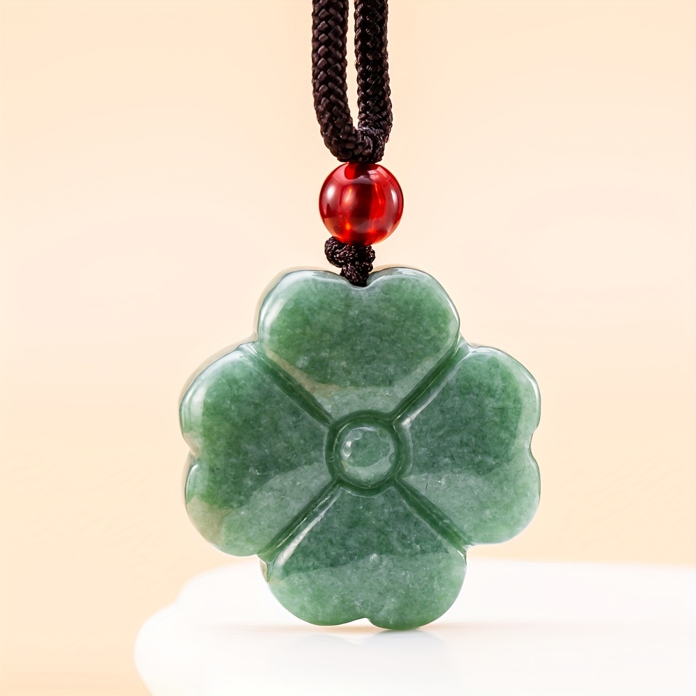 

Four-leaf Clover Pendant Necklace Natural Jade Lucky Meaning Neck Jewelry Decor