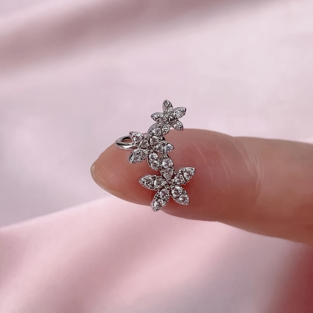 TEMU 1pc Clip per Orecchio a Forma con Zirconia e di Rame , Piccolo e Delicato, per Orecchie Senza Piercing, Festa di Banchetto da Donna, di , per