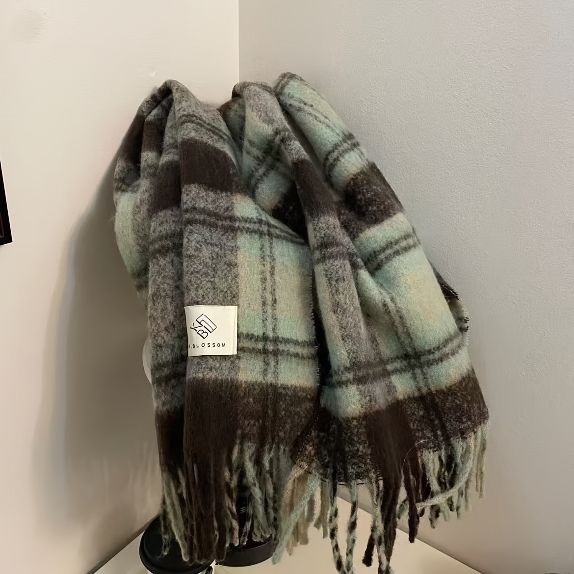 TEMU Écharpe , écharpe-châle d'automne/hiver style coréen atmosphérique en peluche épaissie et chaude pour femme, cadeau de Noël/du Nouvel An