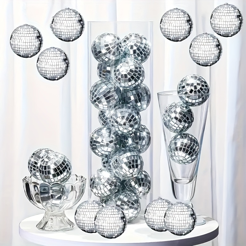 E-shop 20 Mini Disco-Kugeln Silberne Hängende Dekorative Reflektierende Spiegelkugeln 70er-Jahre Disco Partyzubehör Weihnachtsfest