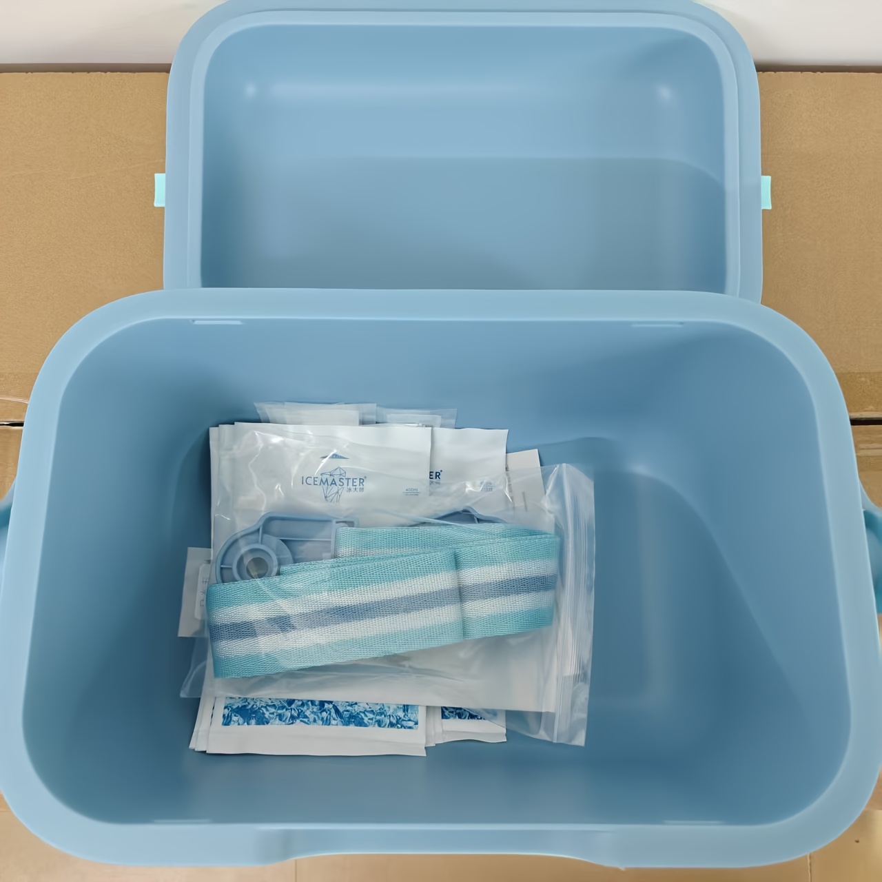 12QT Simple Candy Style Outdoor Camping Cooler Box for Camping Fishing Refrigerator Not Food Contact